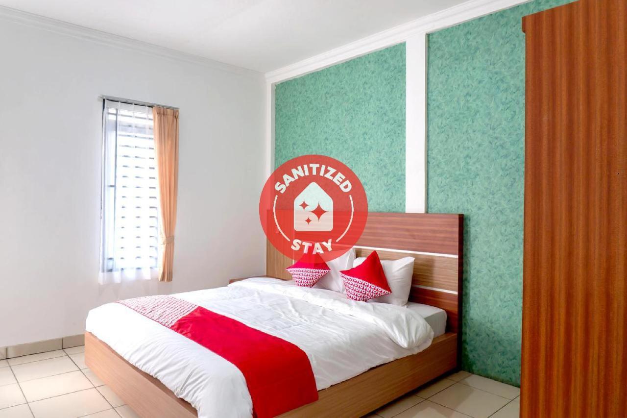 Super Oyo 617 Sukaraja Residence Syariah Bandung Dış mekan fotoğraf