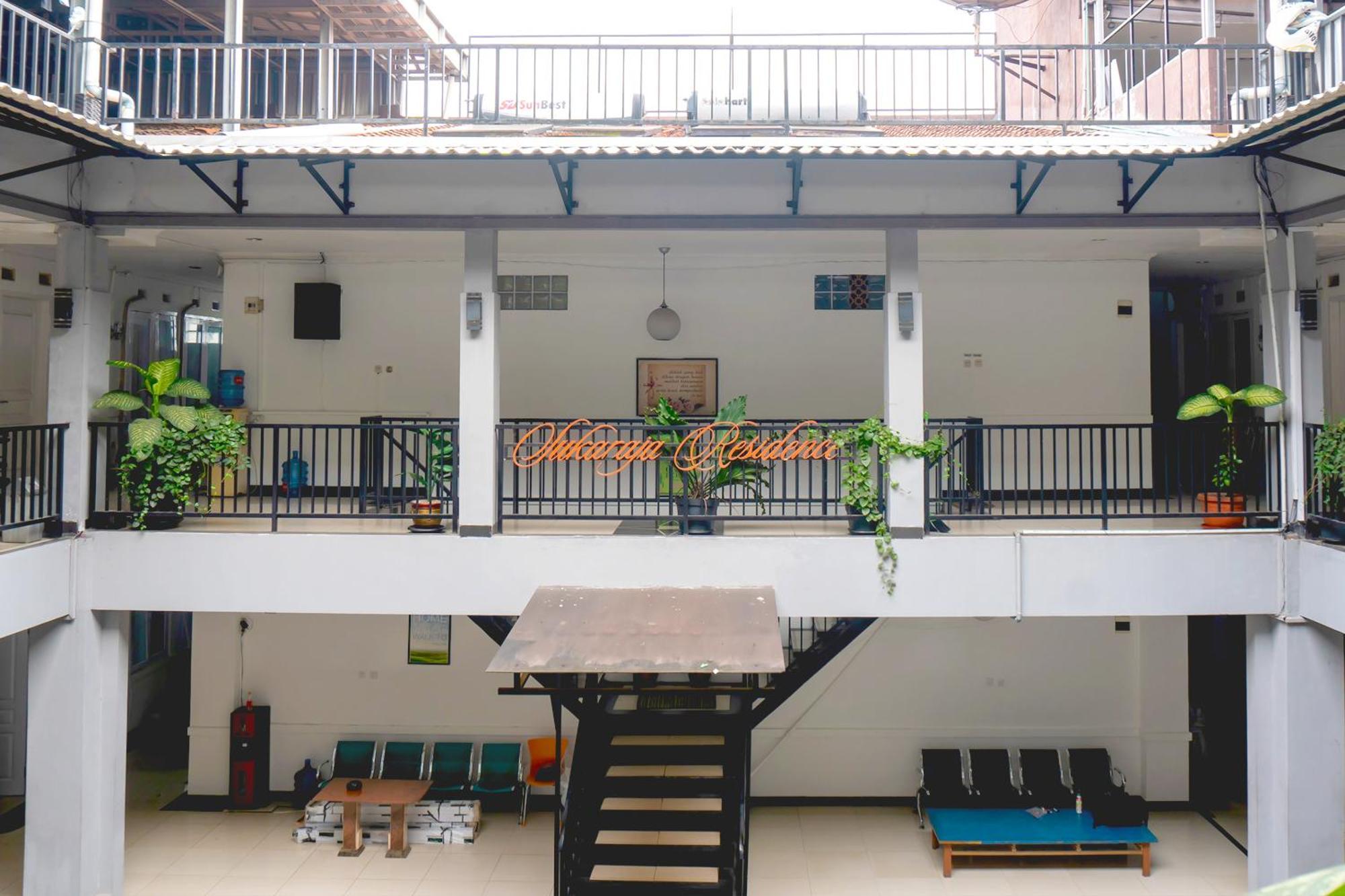 Super Oyo 617 Sukaraja Residence Syariah Bandung Dış mekan fotoğraf