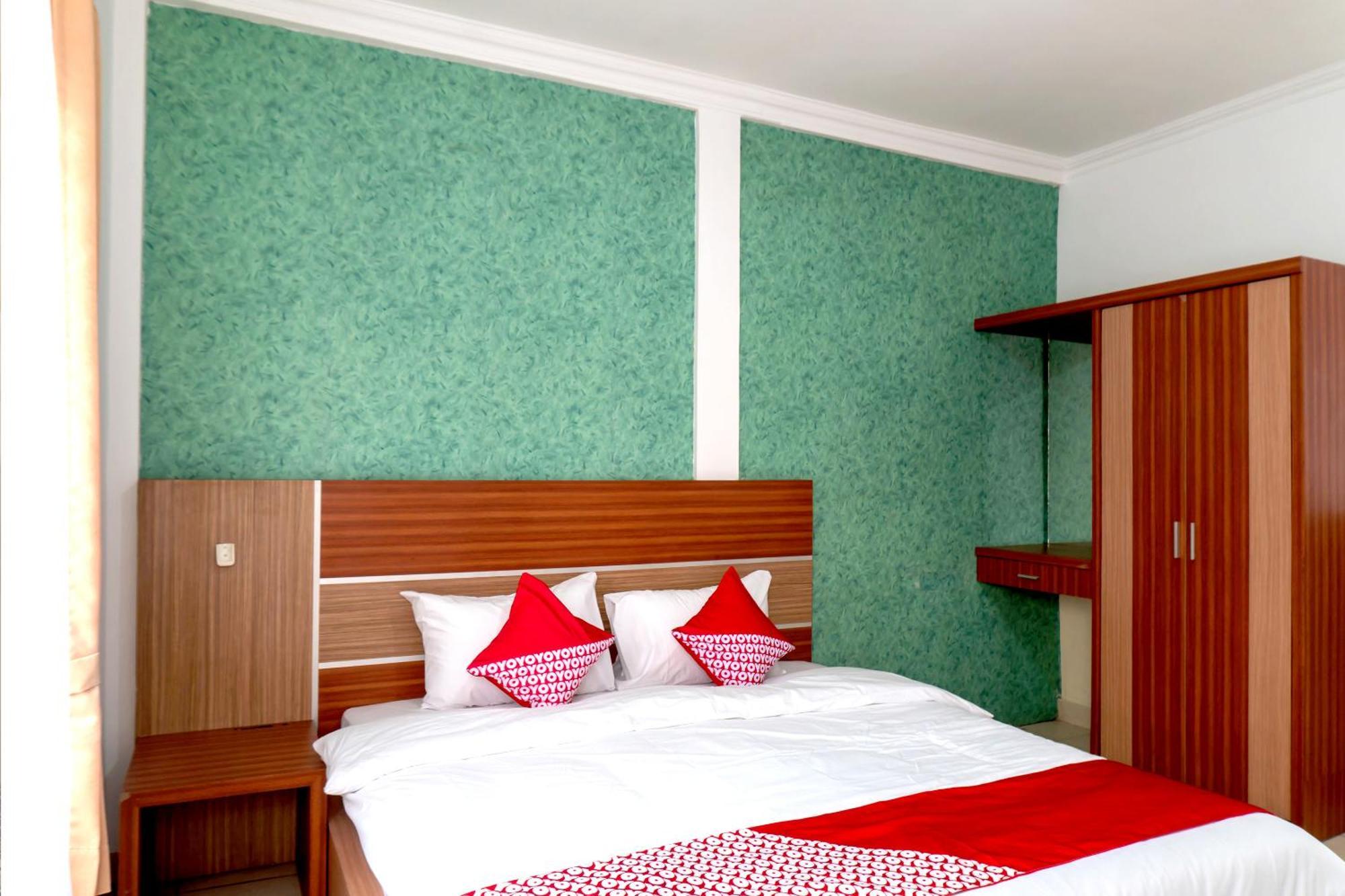 Super Oyo 617 Sukaraja Residence Syariah Bandung Dış mekan fotoğraf